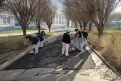 <b>共同辖区落实“门前三包”卫生</b>